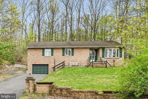 2224 Tonto Cove, AUBURN, PA, 17922 | Card Image