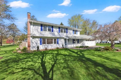 186 Viscount Rd, Longmeadow, MA, 01106-2564 | Card Image