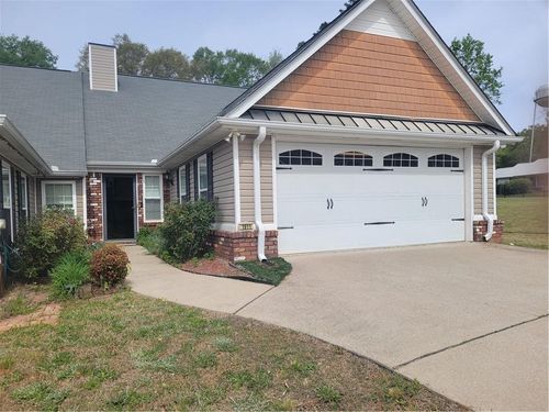1911 School House Ln, Temple, GA, 30179-7406 | Card Image