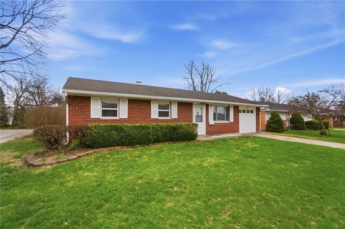 317 Mumford Drive, Troy, OH, 45373 | Card Image