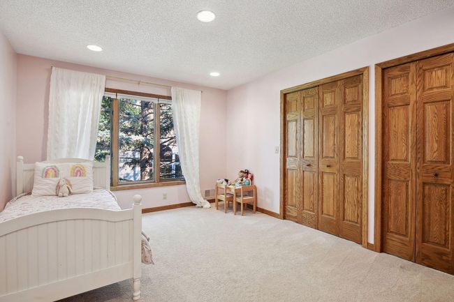 10481 Bluff Rd, House other with 5 bedrooms, 4 bathrooms and null parking in Eden Prairie MN | Image 37