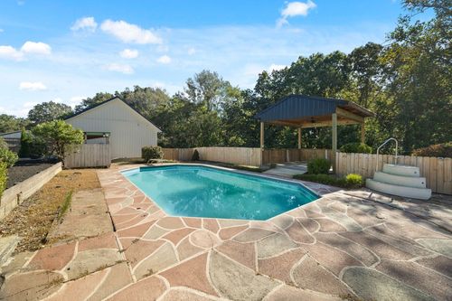 1690 Old Florence Rd, Lawrenceburg, TN, 38464-5430 | Card Image