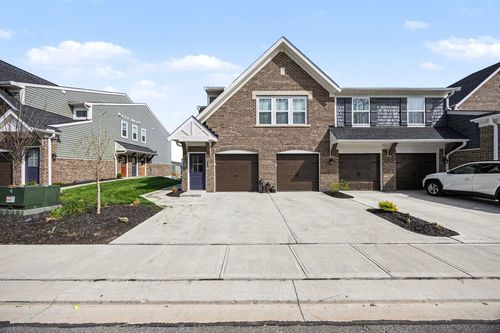 10-101-628 Foxhill Dr, Crescent Springs, KY, 41017-1569 | Card Image