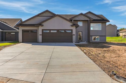2883 29th St Ne, Sauk Rapids, MN, 56379 | Card Image