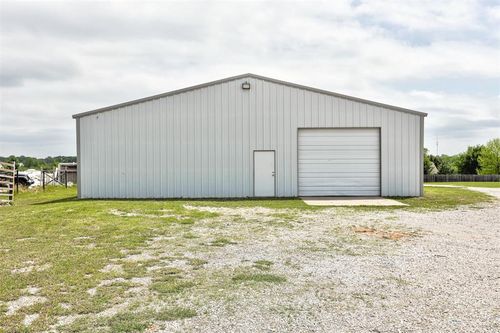 1061 S Sara Road, Blanchard, OK, 73010 | Card Image
