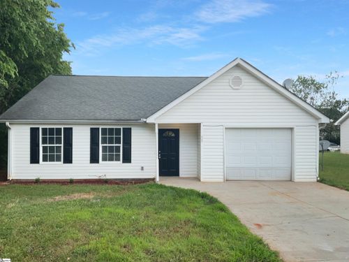 11 Picardy Dr, Greenville, SC, 29605-6141 | Card Image