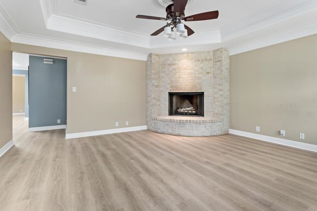 4324 Tx State Highway 62, House other with 3 bedrooms, 2 bathrooms and null parking in Buna TX | Image 6