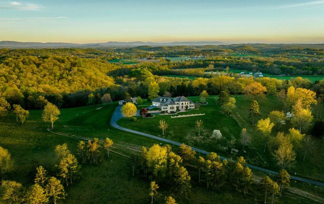 1582 N River Rd, House other with 4 bedrooms, 5 bathrooms and null parking in MOUNT CRAWFORD VA | Image 4