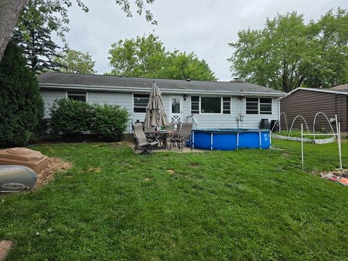 329 W Margaret Ter, Cary, IL, 60013-2159 | Card Image