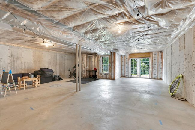 walk-out basement | Image 15