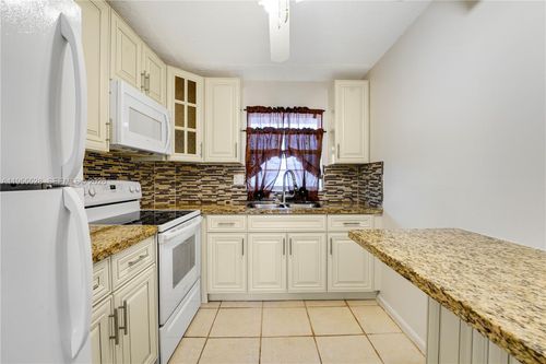 apt-308-1200 Tallwood Ave, Hollywood, FL, 33021-7966 | Card Image