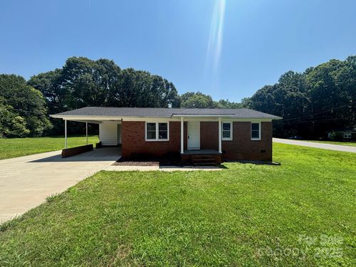 907 Mcgowan Rd, Shelby, NC, 28150-6825 | Card Image