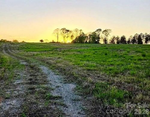 239-2033 Crestone Way, Connelly Springs, NC, 28612 | Card Image