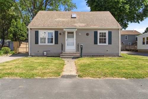 66 Union St, Lincoln, RI, 02865-1950 | Card Image