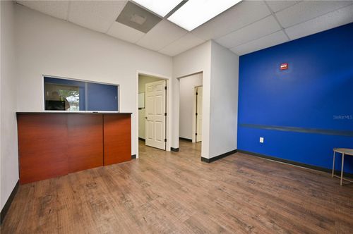6957 E Fowler Ave, Temple Terrace, FL, 33617-1714 | Card Image