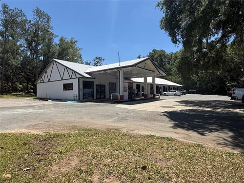 a-3380 Se Lake Weir Ave, Ocala, FL, 34471-6725 | Card Image