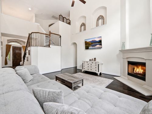 28710 Pfeiffers Gate, Fair Oaks Ranch, TX, 78015-4780 | Card Image