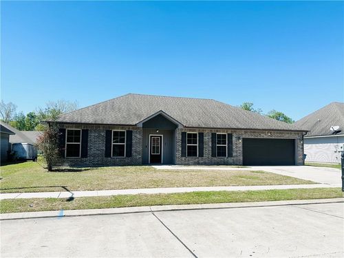 80 Boutte Estates Dr, Boutte, LA, 70039-3436 | Card Image