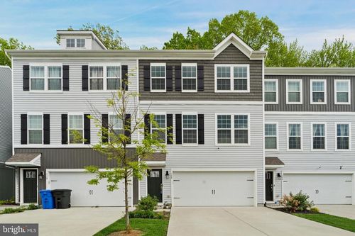 108 Levis Dr, Mount Holly, NJ, 08060-1328 | Card Image