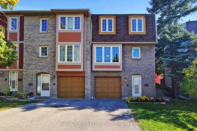 566 Sandhurst Cir, Condo with 3 bedrooms, 2 bathrooms and 2 parking in Scarborough ON | Image 1