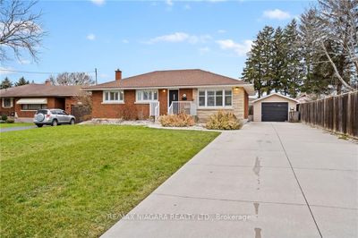 5075 Shirley Ave, House other with 3 bedrooms, 2 bathrooms and 7 parking in Niagara Falls ON | Image 2