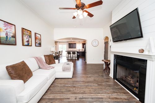 300 Brown Arrow Cir, inman, SC, 29349-8863 | Card Image