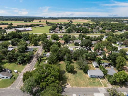 604 Dunbar St, Waco, TX, 76704-1543 | Card Image