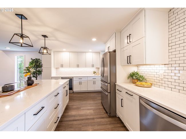 2677 Chad Dr, House other with 3 bedrooms, 2 bathrooms and 2 parking in Eugene OR | Image 16