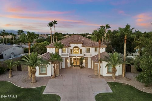 2517 S Constellation Way, Gilbert, AZ, 85295-1799 | Card Image