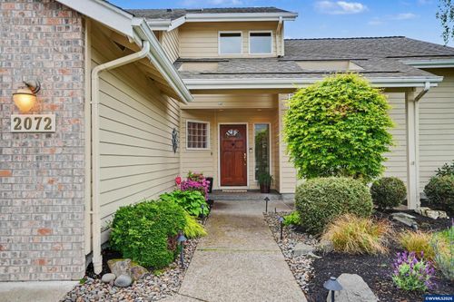 2072 22nd Ave Se, Albany, OR, 97322-5448 | Card Image