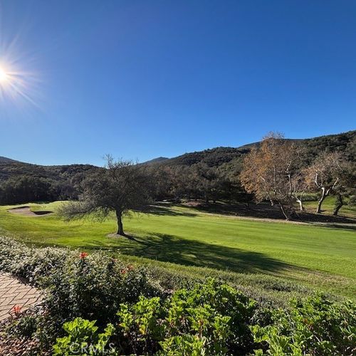 2262 Vista Valley Ln, Vista, CA, 92084-2226 | Card Image