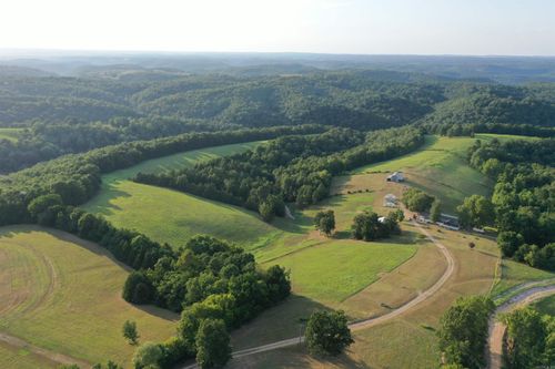 1115 Hillhollow Rd, Marshall, AR, 72650-8039 | Card Image