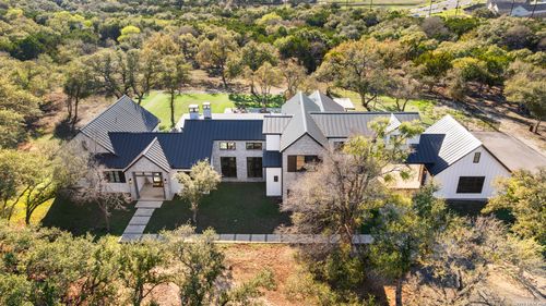 31952 Smithson Valley Rd, Bulverde, TX, 78163-2792 | Card Image