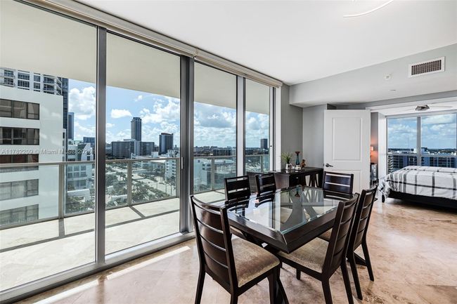 APT-1202 - 3101 S Ocean Dr, Condo with 3 bedrooms, 3 bathrooms and null parking in Hollywood FL | Image 5