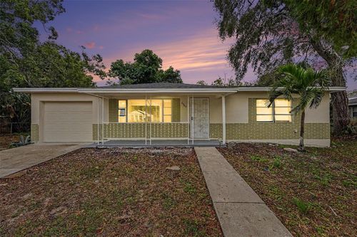 2560 Queensboro Ave S, St Petersburg, FL, 33712-2635 | Card Image