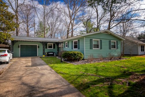609 S Emerald Ln, Carbondale, IL, 62901-2144 | Card Image