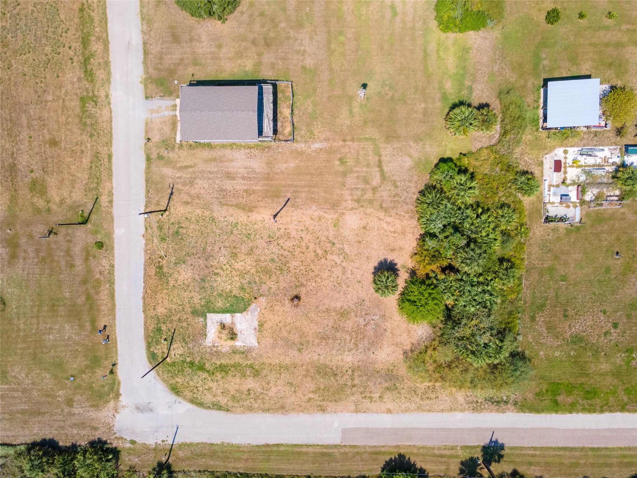 Land in Galveston 2