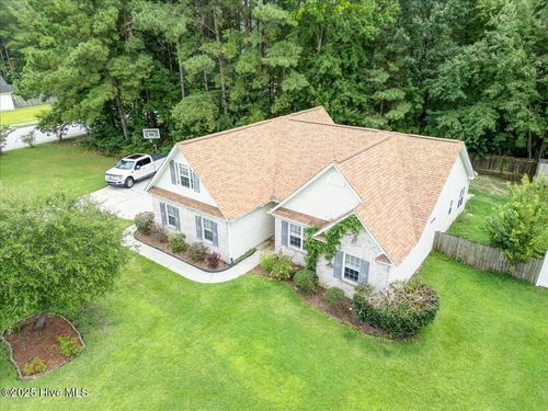301 Derby Park Ave, New Bern, NC, 28562-7082 | Card Image