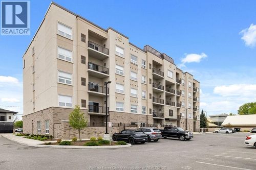 203-1740 Sprucewood Ave, Lasalle, ON, N9J0E6 | Card Image