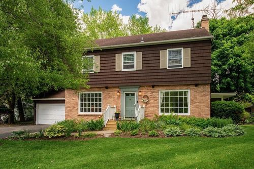 1651 E Ridge Rd, Beloit, WI, 53511-3910 | Card Image