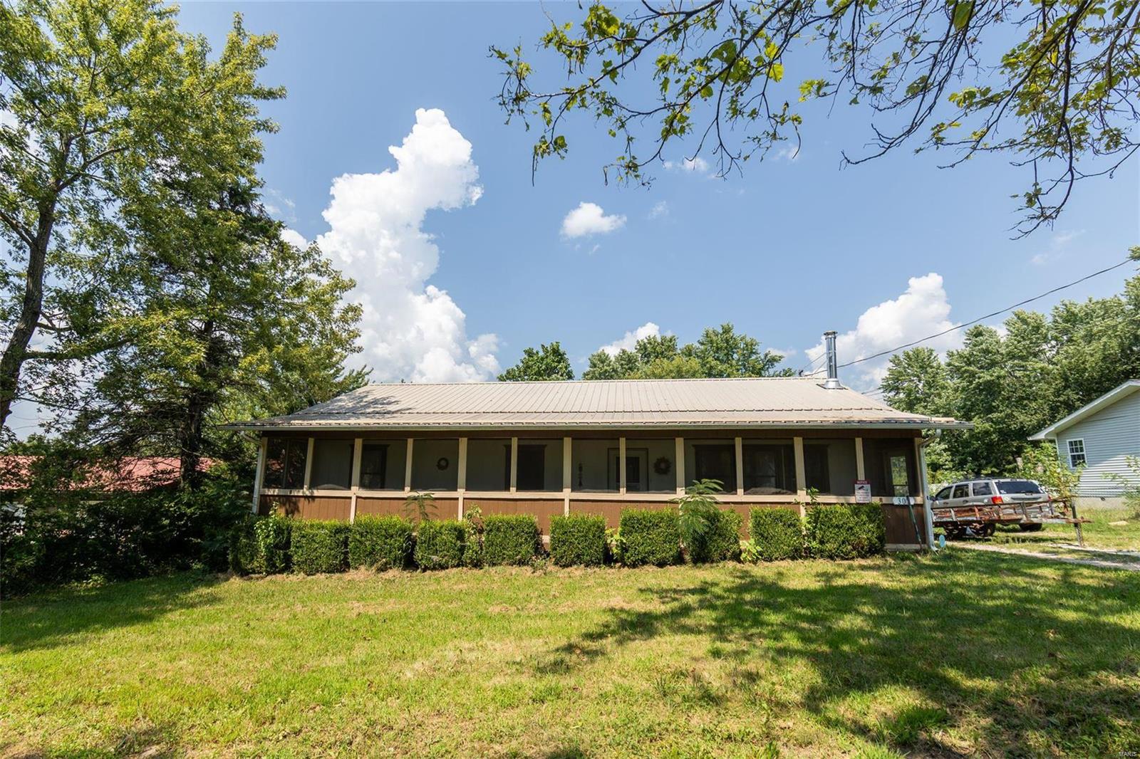6th St, Dixon, MO 65459