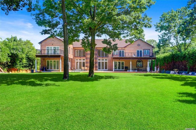 27 Ormond St, House other with 7 bedrooms, 8 bathrooms and null parking in Dix Hills NY | Image 30