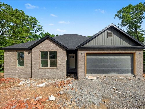 64 Islay Dr, Bella Vista, AR, 72715-3801 | Card Image