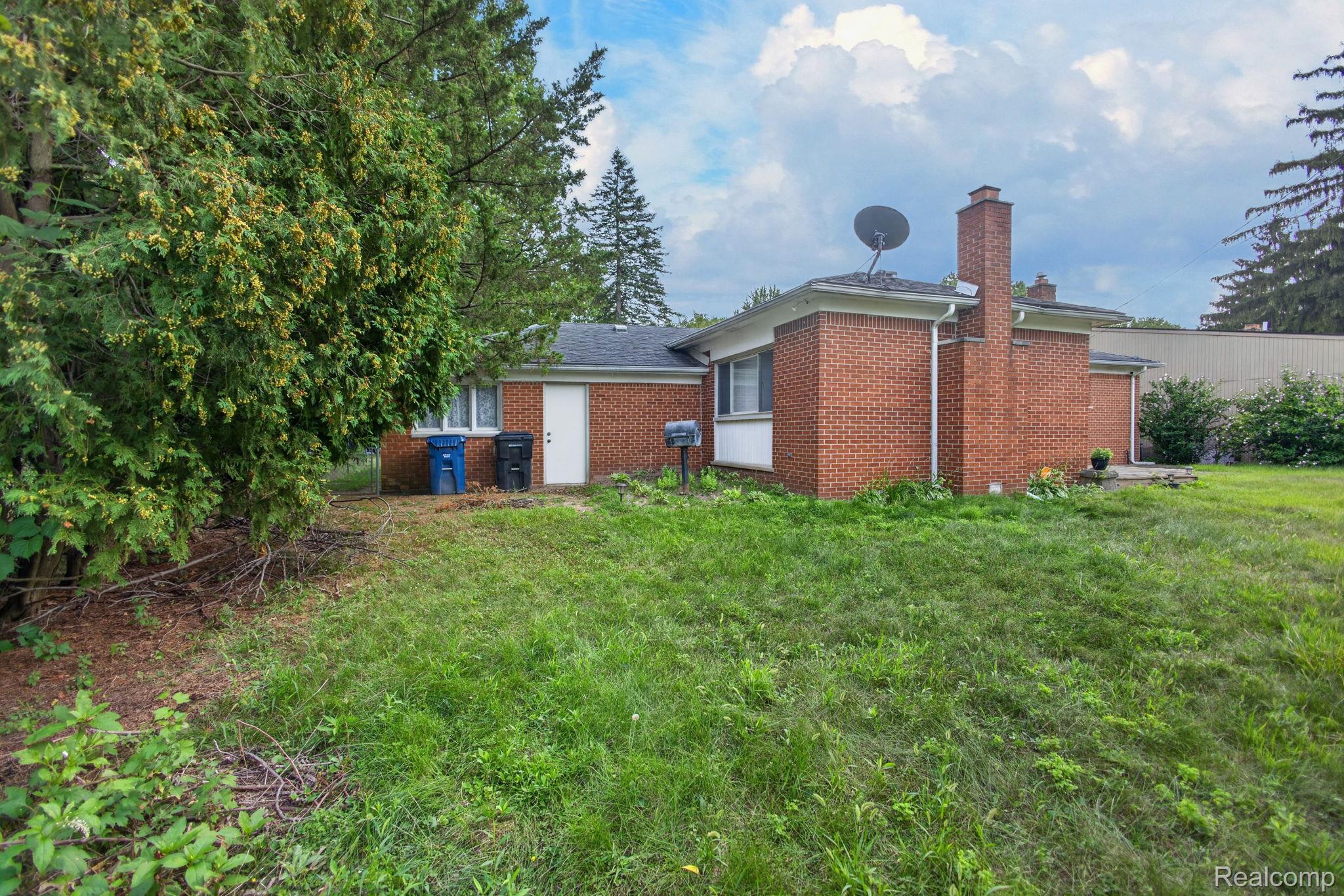 Residential in Redford Charter Township 4