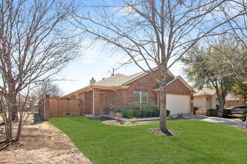 702 Bent Wood Pl, Round Rock, TX, 78665-1174 | Card Image