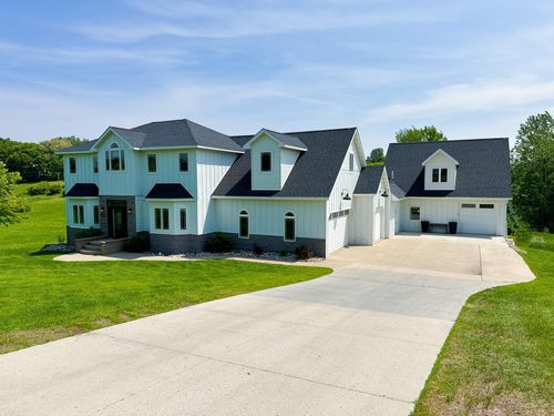 1207 S Martin St, Fergus Falls, MN, 56537-3341 | Card Image