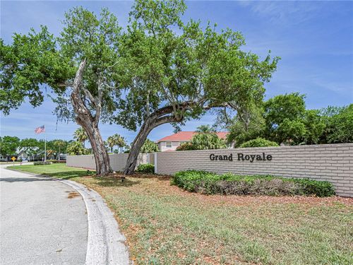 104-235 Grand Royale Cir, Vero Beach, FL, 32962-0862 | Card Image