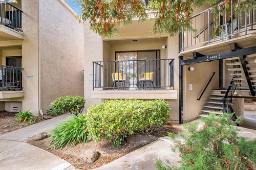 apt-k-1960 Barrymore Cmn, Fremont, CA, 94538-2379 | Card Image