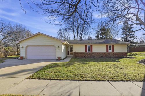 907 E Florida Avenue, APPLETON, WI, 54911 | Card Image