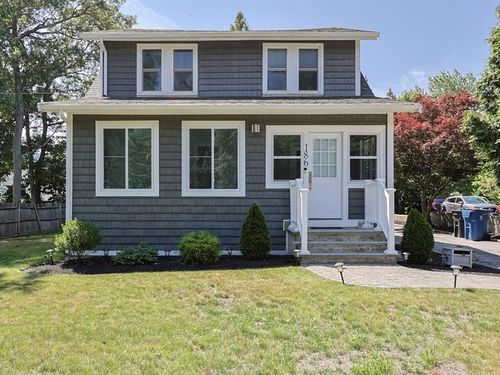 186 Canton St, Randolph, MA, 02368-1806 | Card Image